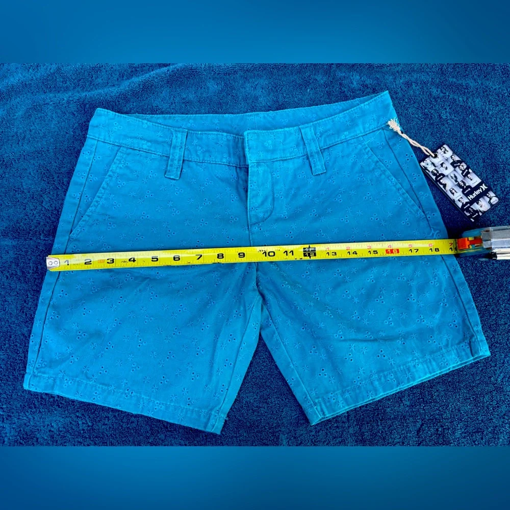 NWT HURLEY BERMUDAS SHORTS size 1 - Picture 10 of 11